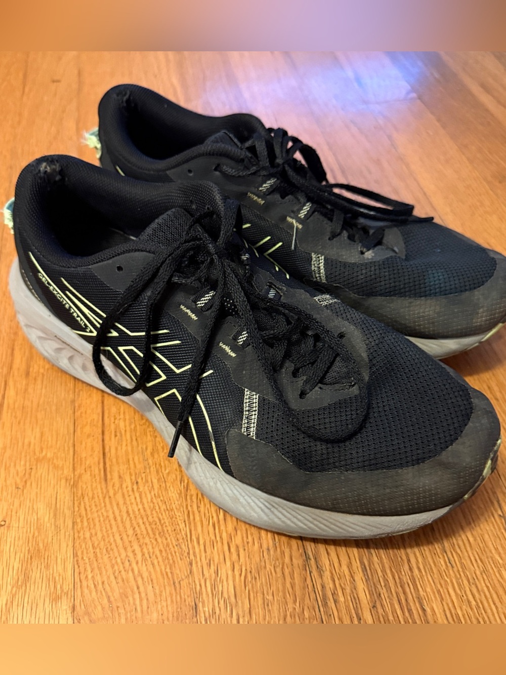 ASICS Gel-Excite Trail 2 mens size 10 (Black / Safety Yellow)